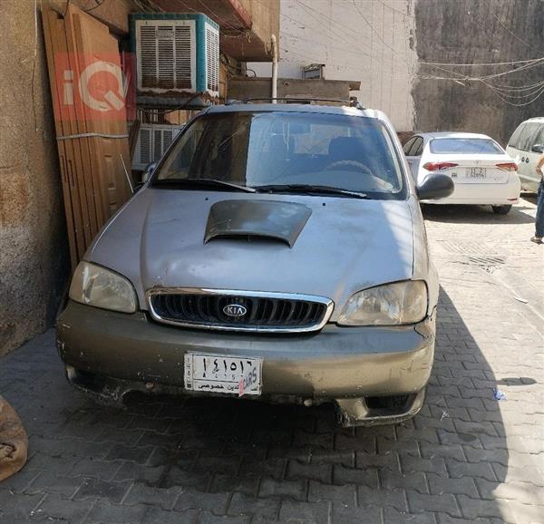 Kia Carnival 2000 for sale in Iraq - Baghdad
